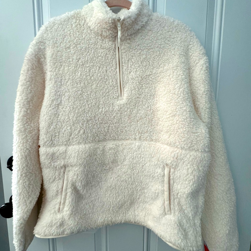 Brand New Medium Mens Sherpa Wondershop At Target Brand Original Price 35